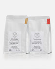 Oplev vores særlige stempelkaffe smagspakke med 2x250g fra Colombia og Tanzania, perfekt til at udforske forskellige smagsprofiler