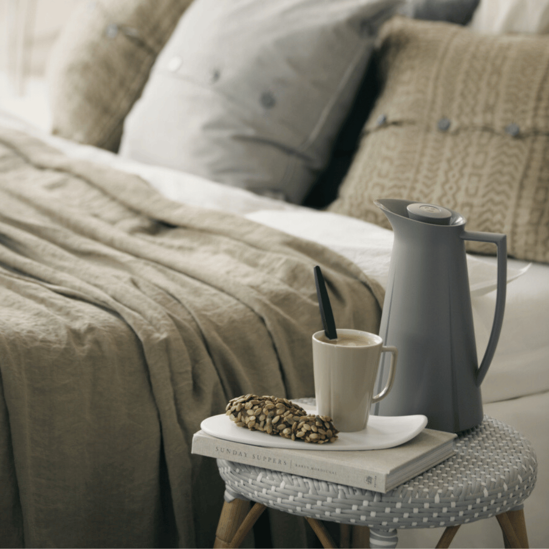 Rosendahl Grand Cru sampak – stilfulde kopper og kaffetilbehør i skandinavisk design. Perfekt til kaffeelskere, der ønsker funktionalitet og æstetik i én løsning.