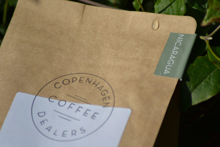 Tag kaffetest hos Copenhagen Coffee Dealers og få friskristet kaffe leveret direkte til døren