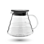 Bryg og server din pour-over kaffe med Hario V60 kande. Lavet i varmebestandigt glas for optimal smag og præcis brygning. Perfekt til kaffeelskere. Bestil nu!