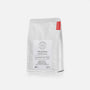 250g af vores delikate lysristede kaffe fra Tanzania, med frugtagtige noter og en frisk aroma, perfekt til en let morgenbryg